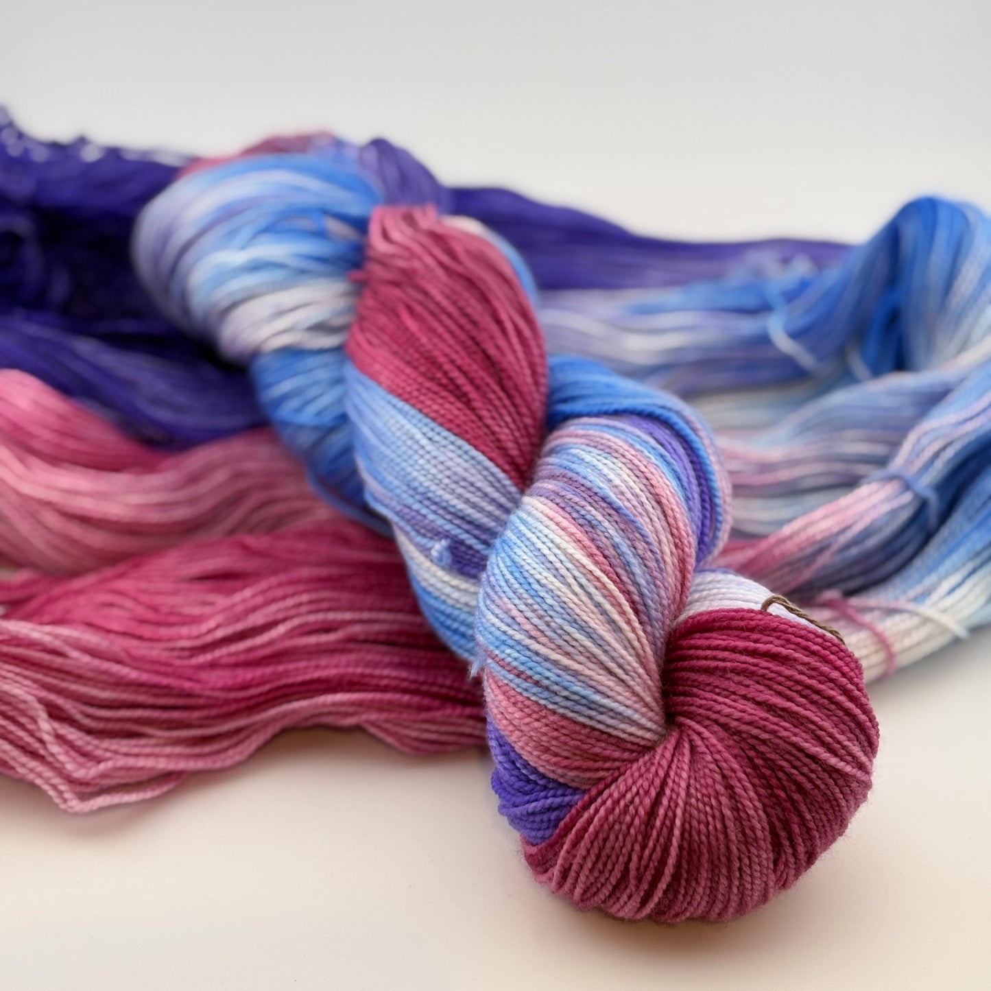 Hand Dyed Yarn, Fingering Weight, Superwash Merino and Nylon in Coral Reef