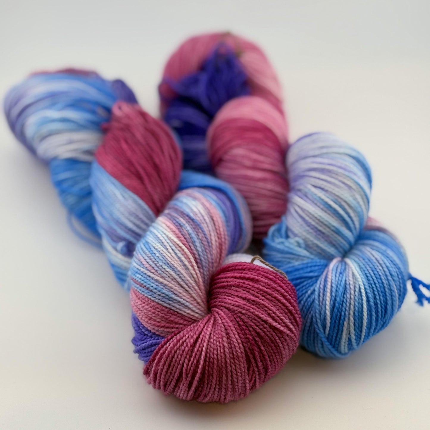 Hand Dyed Yarn, Fingering Weight, Superwash Merino and Nylon in Coral Reef